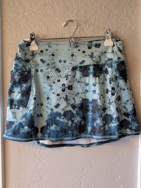 Autumn Teneyl Blue Tie-Dye Athletic Skort Skirt Shorts with Pockets Medium